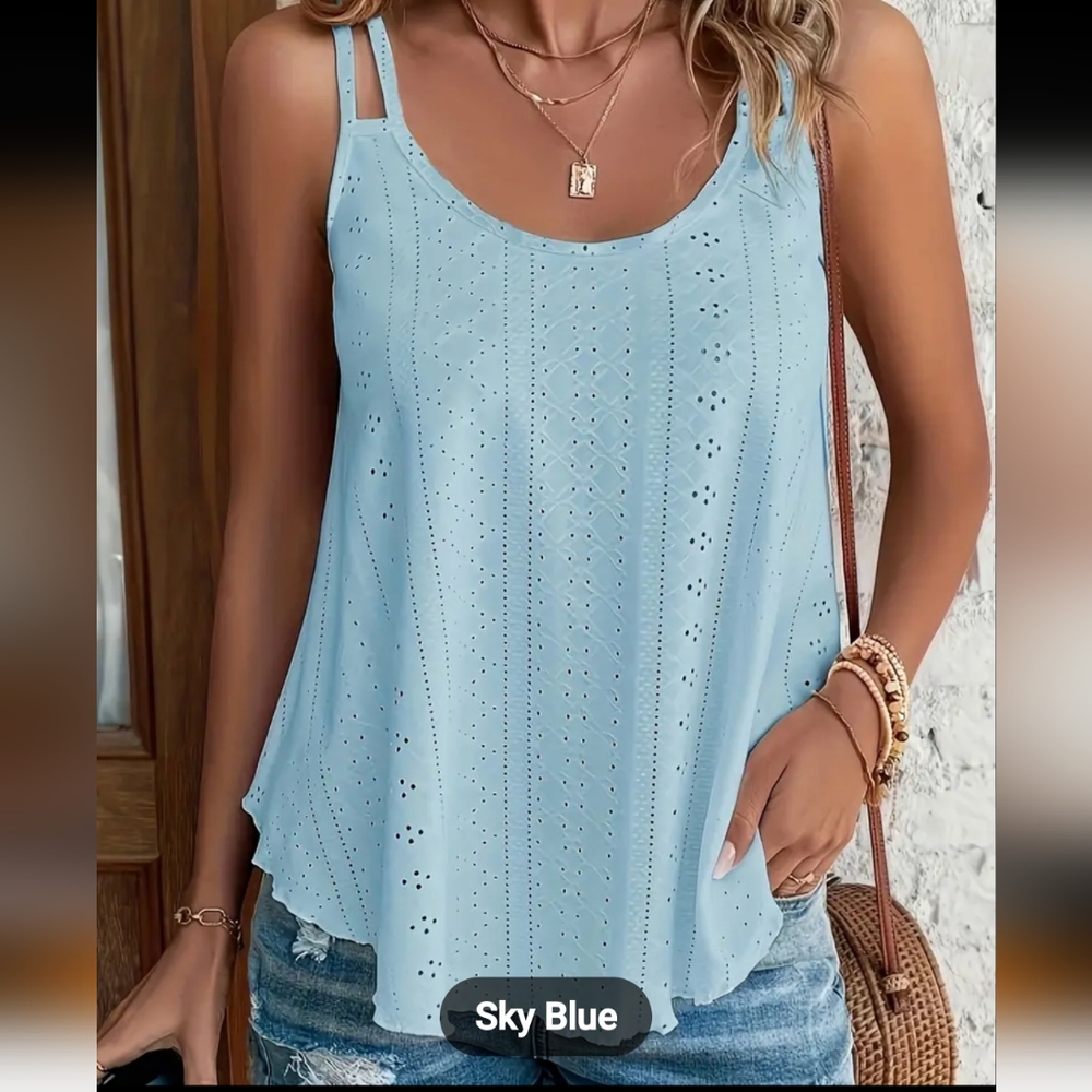 Woman's eyelet cami